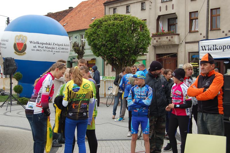 Wyścig kolarski w Raszkowie