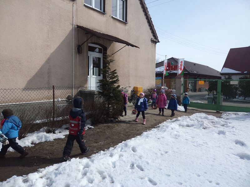 Przedszkolaki spotkały Zająca