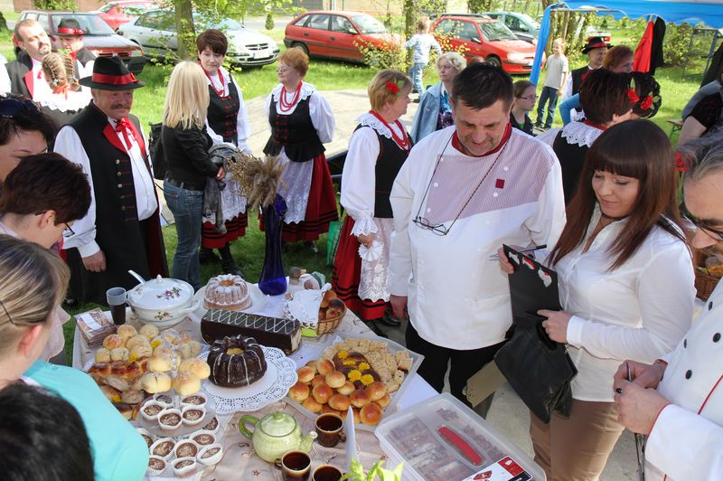 Chlebem pachnące prezentacje KGW w Raszkowie