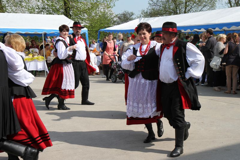 Chlebem pachnące prezentacje KGW w Raszkowie