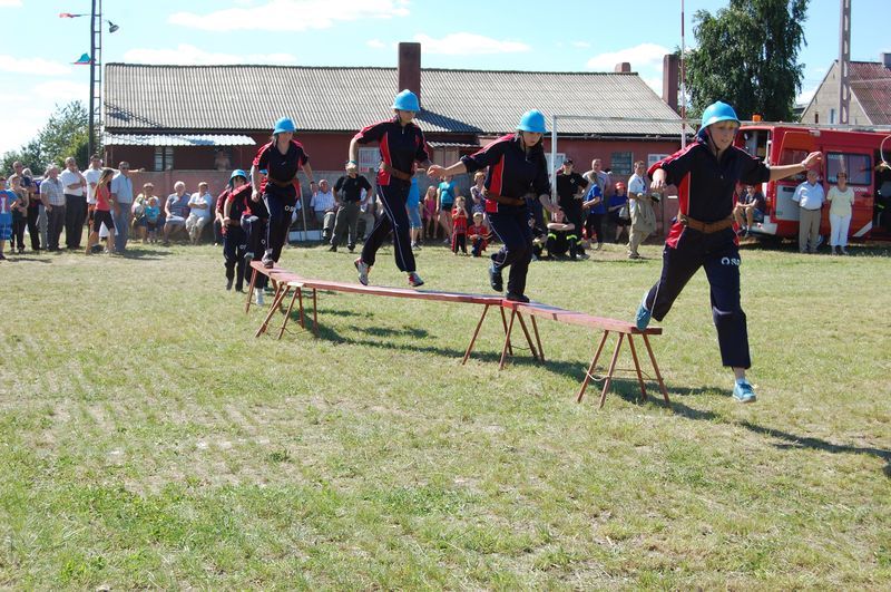 Jubileuszowe Powiatowe Zawody Sikawek Konnych