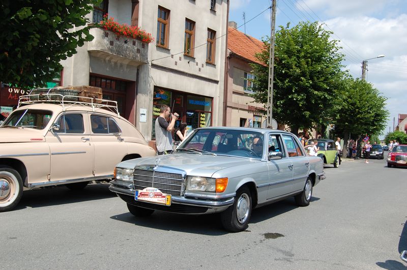 Zabytkowe pojazdy w Raszkowie