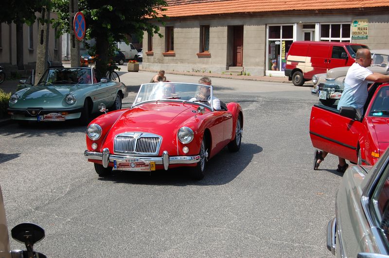 Zabytkowe pojazdy w Raszkowie