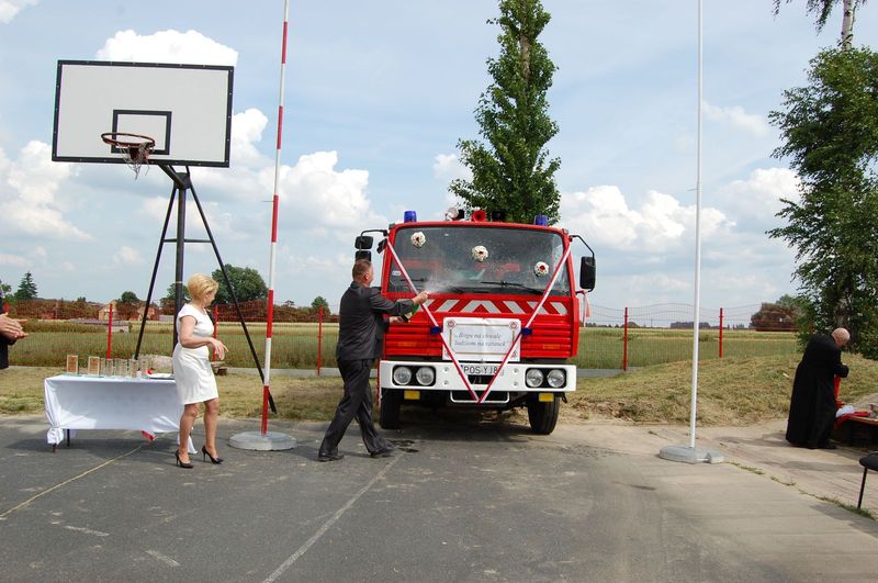 Nowy samochód dla OSP w Radłowie