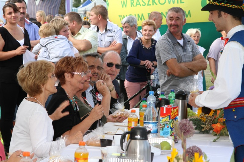 Relacja z uroczystości dożynkowych - Raszków 2013 (NOWE ZDJĘCIA)