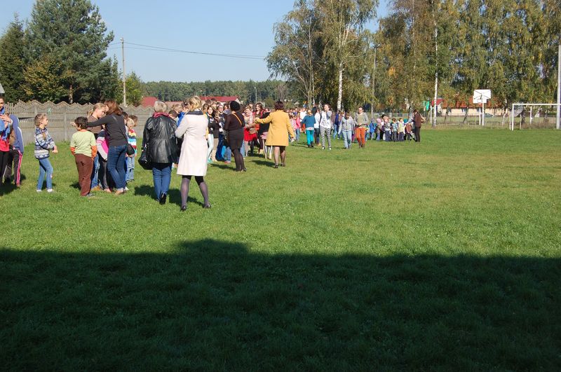 Ćwiczebna ewakuacja w Zespole Szkół im. Orła Białego w Korytach