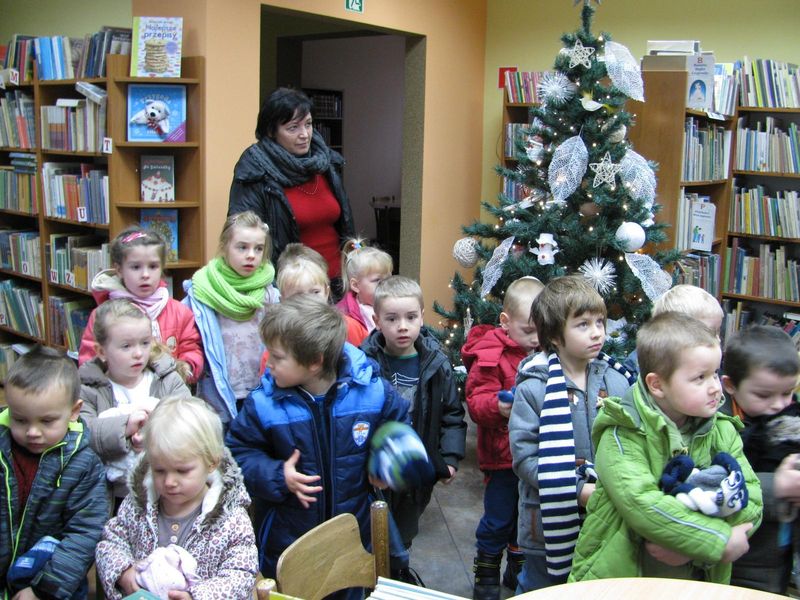 Mikołajki w raszkowskiej bibliotece