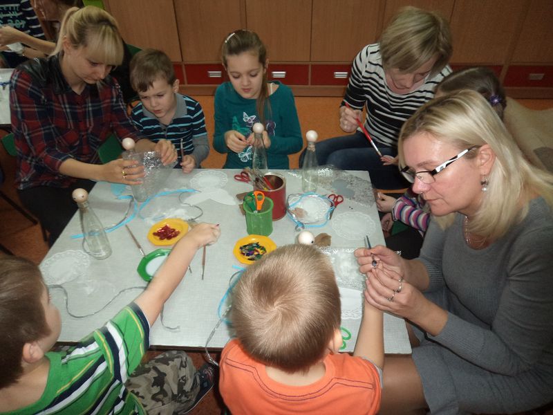 Przedszkolacy w świątecznym klimacie