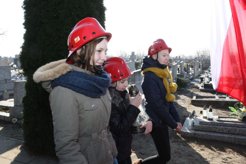 Dla upamiętnienia bohaterów Powstania Wielkopolskiego