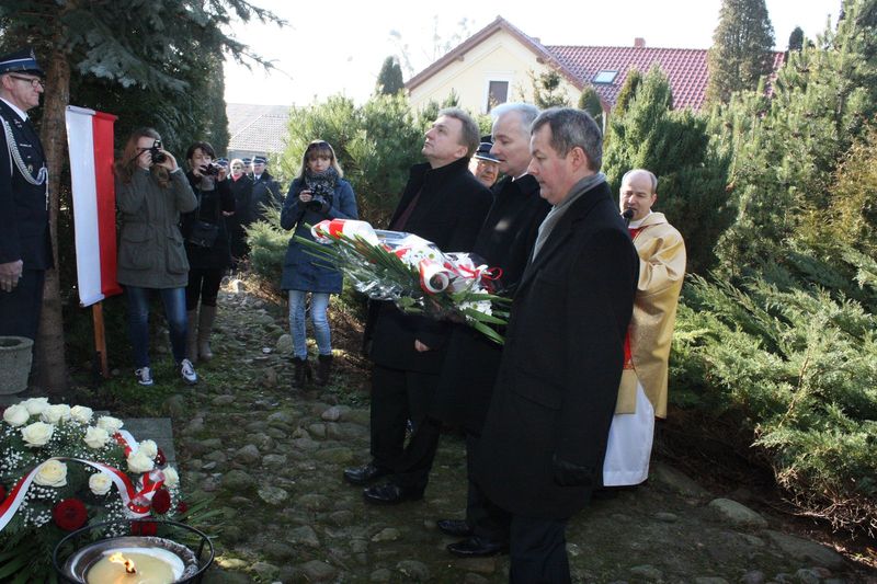 Dla upamiętnienia bohaterów Powstania Wielkopolskiego