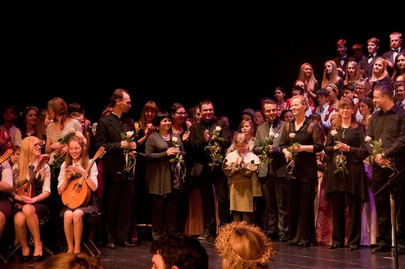 ŁOWCY NAGRÓD XXXVII OGÓLNOPOLSKIEGO FESTIWALU ZESPOŁÓW MUZYKI DAWNEJ "SCHOLA CANTORUM"