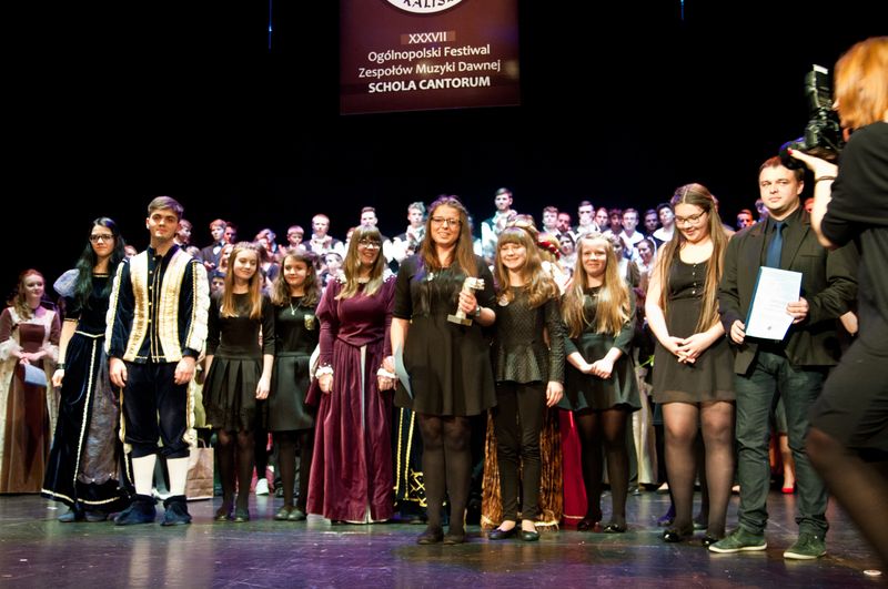 ŁOWCY NAGRÓD XXXVII OGÓLNOPOLSKIEGO FESTIWALU ZESPOŁÓW MUZYKI DAWNEJ "SCHOLA CANTORUM"