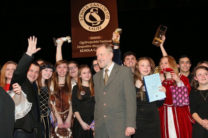 ŁOWCY NAGRÓD XXXVII OGÓLNOPOLSKIEGO FESTIWALU ZESPOŁÓW MUZYKI DAWNEJ "SCHOLA CANTORUM"