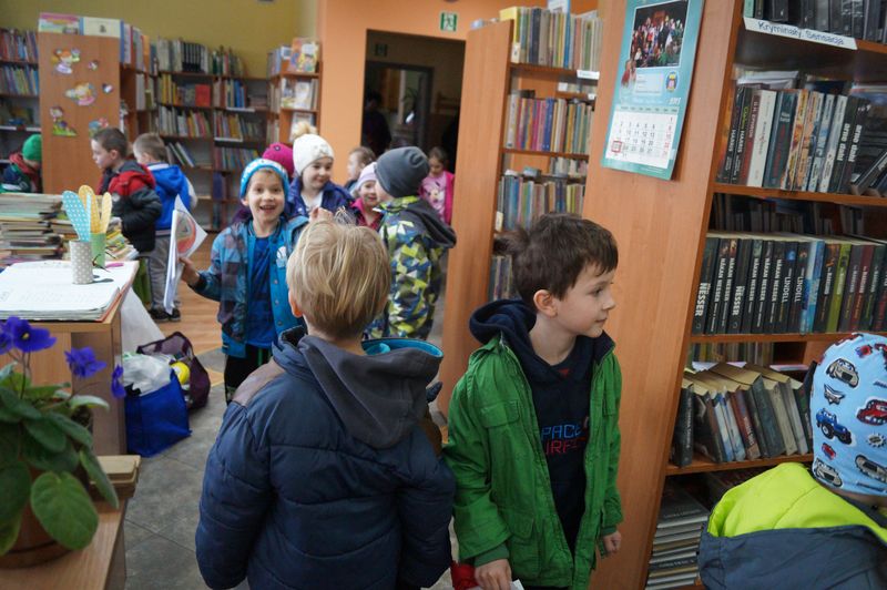 Warsztaty świąteczne w raszkowskiej bibliotece