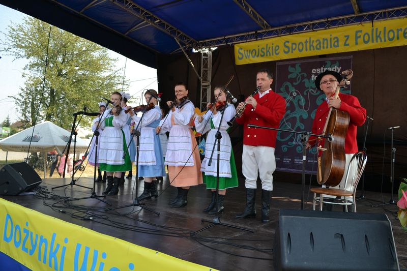 Dożynkowa Estrada Folkloru 2015