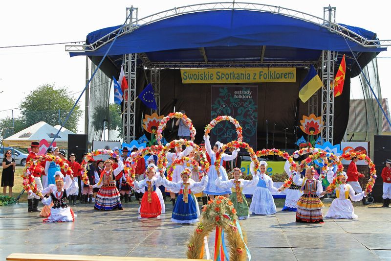 Dożynkowa Estrada Folkloru 2015