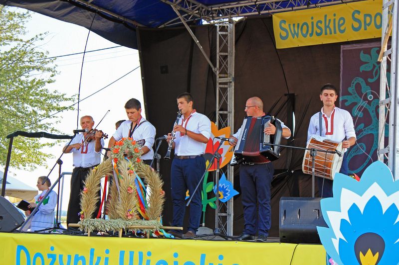 Dożynkowa Estrada Folkloru 2015