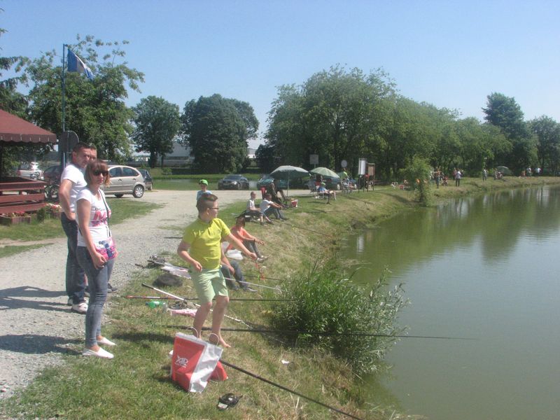 Zawody i piknik wędkarski z okazji Dnia Dziecka