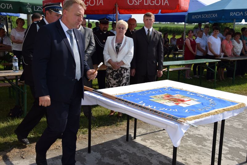 Miejsko-Gminne obchody "Dnia Strażaka"  połączone z przekazaniem sztandaru dla OSP Ligota