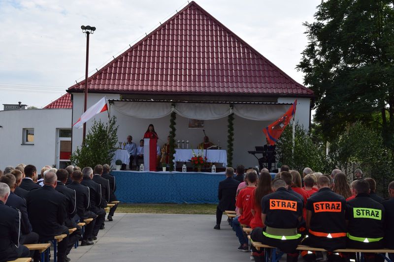 Nowy samochód w OSP Jaskółki