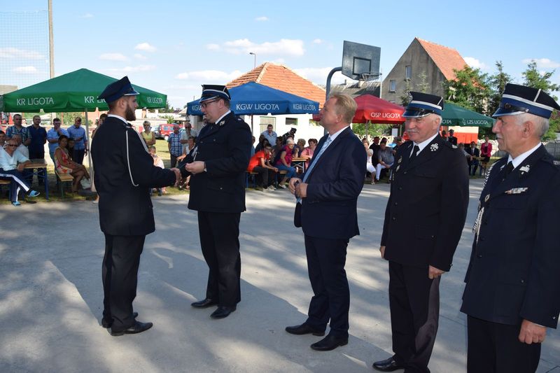 Nowy samochód w OSP Jaskółki