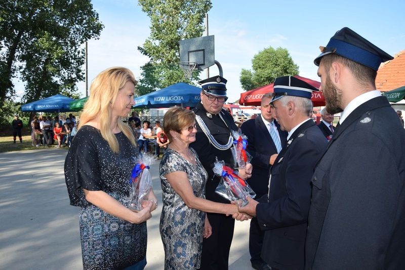 Nowy samochód w OSP Jaskółki