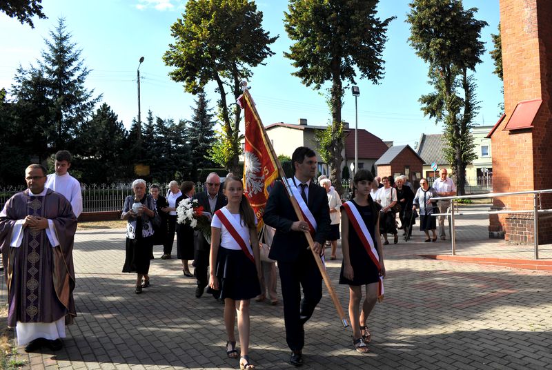 Pamięci zmarłych kombatantów