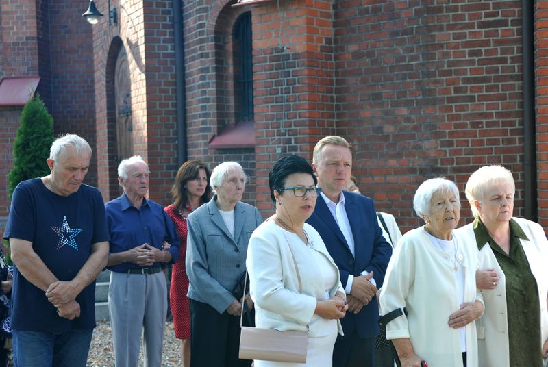 Pamięci zmarłych kombatantów