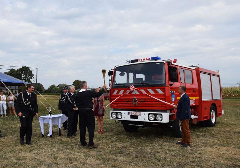 Nowy samochód dla OSP w Szczurawicach