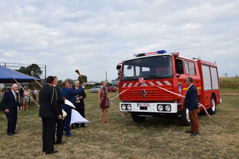 Nowy samochód dla OSP w Szczurawicach