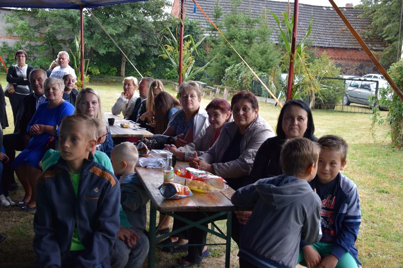 Biesiada dożynkowa w Bieganinie