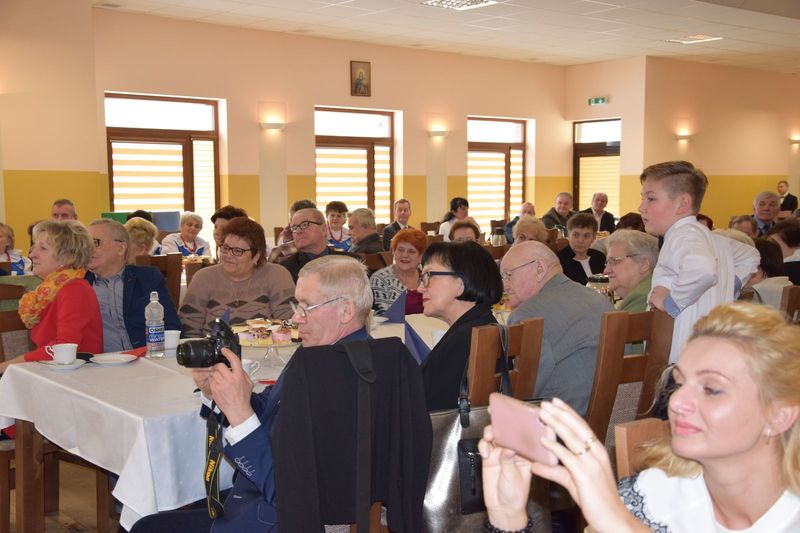 W Jankowie Zaleśnym świętowali Dzień Babci i Dziadka