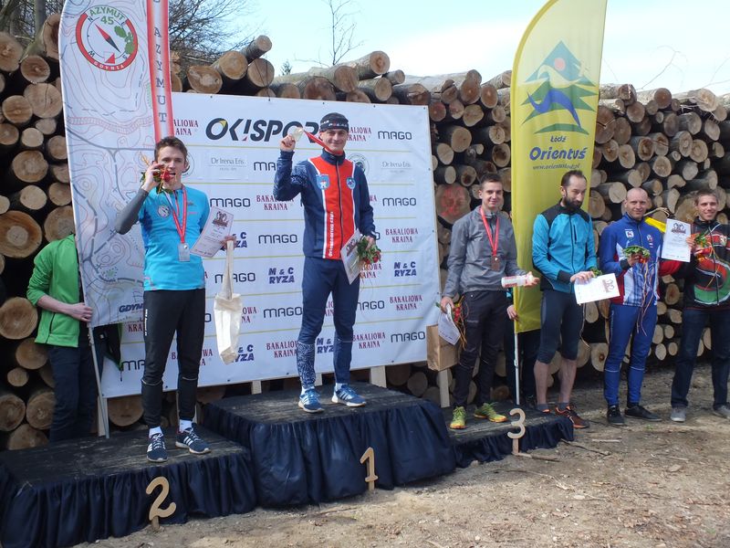 Mikołaj Dutkowski i Anna Matyba na podium Mistrzostw Polski w długodystansowym biegu na orientację