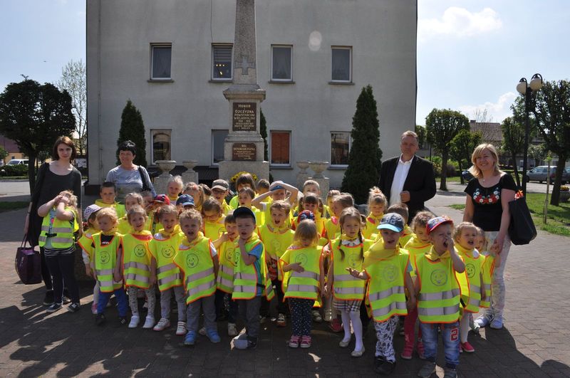 Przedszkolacy z Radłowa z wizytą u Burmistrza