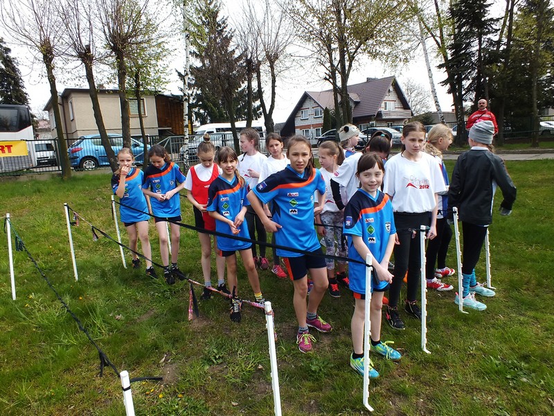 Biegacze z SP Raszków  najlepsi w powiecie ostrowskim