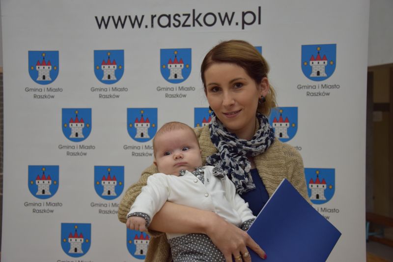 "Raszkowskie Wyprawki Niemowlaka" wręczone