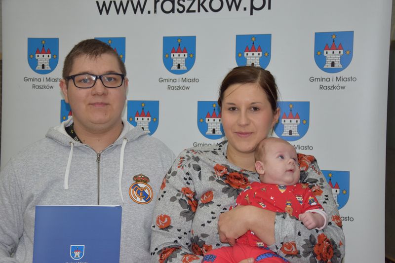 "Raszkowskie Wyprawki Niemowlaka" wręczone