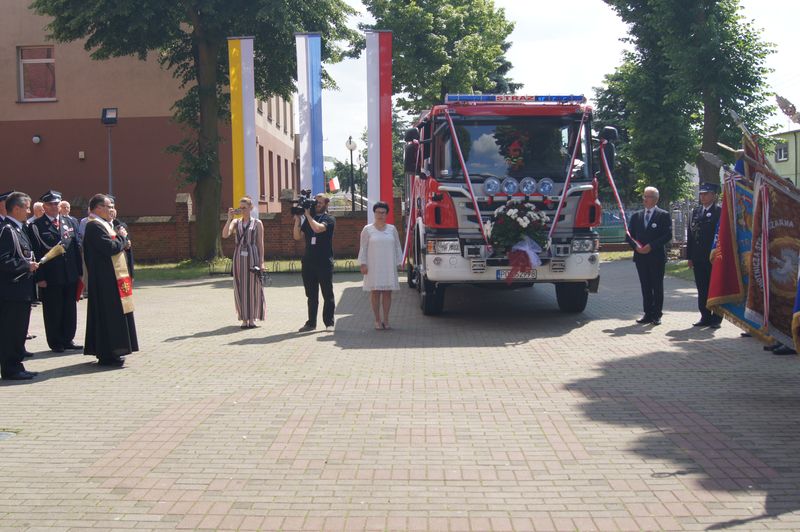 120-lecie OSP Raszków, poświęcenie i przekazanie nowego samochodu  ratowniczo-gaśniczego SCANIA i Miejsko-Gminne obchody "Dnia Strażaka"