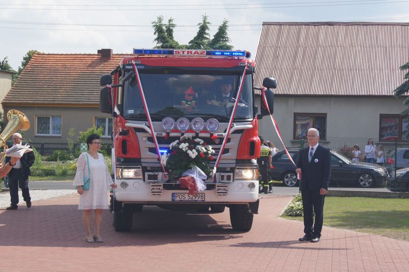 120-lecie OSP Raszków, poświęcenie i przekazanie nowego samochodu  ratowniczo-gaśniczego SCANIA i Miejsko-Gminne obchody "Dnia Strażaka"