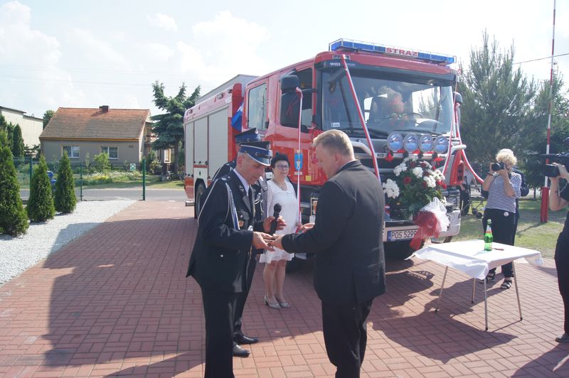 120-lecie OSP Raszków, poświęcenie i przekazanie nowego samochodu  ratowniczo-gaśniczego SCANIA i Miejsko-Gminne obchody "Dnia Strażaka"