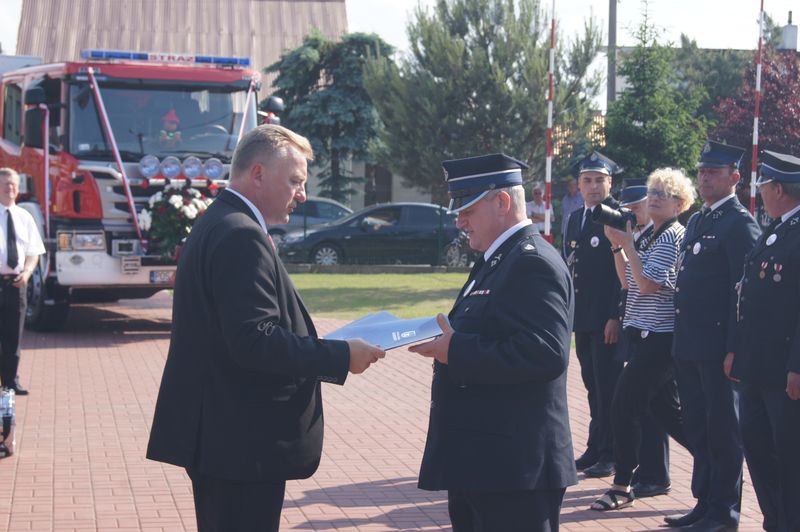 120-lecie OSP Raszków, poświęcenie i przekazanie nowego samochodu  ratowniczo-gaśniczego SCANIA i Miejsko-Gminne obchody "Dnia Strażaka"