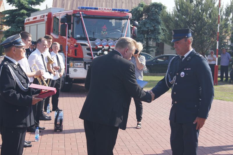 120-lecie OSP Raszków, poświęcenie i przekazanie nowego samochodu  ratowniczo-gaśniczego SCANIA i Miejsko-Gminne obchody "Dnia Strażaka"