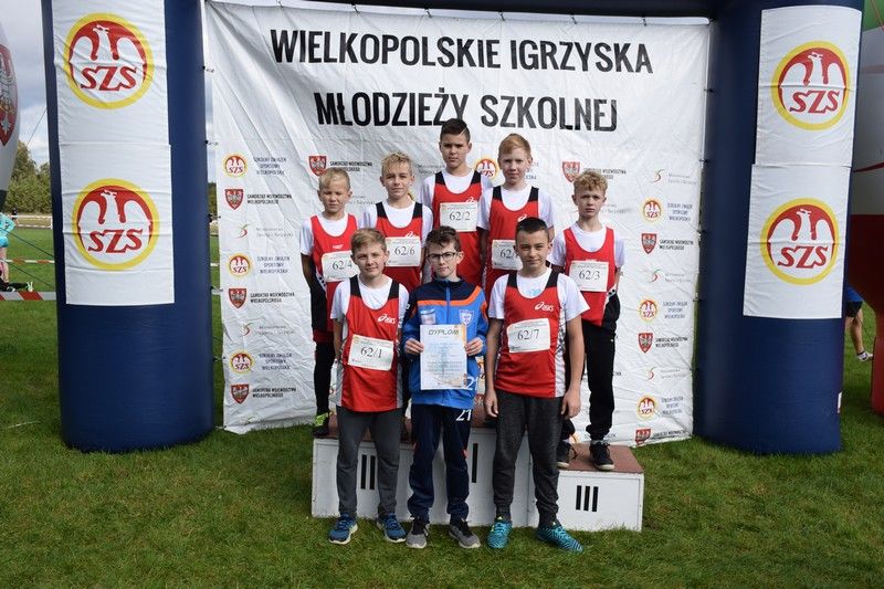 Sportowcy ze Szkoły Podstawowej w Raszkowie wśród najlepszych w Wielkopolsce