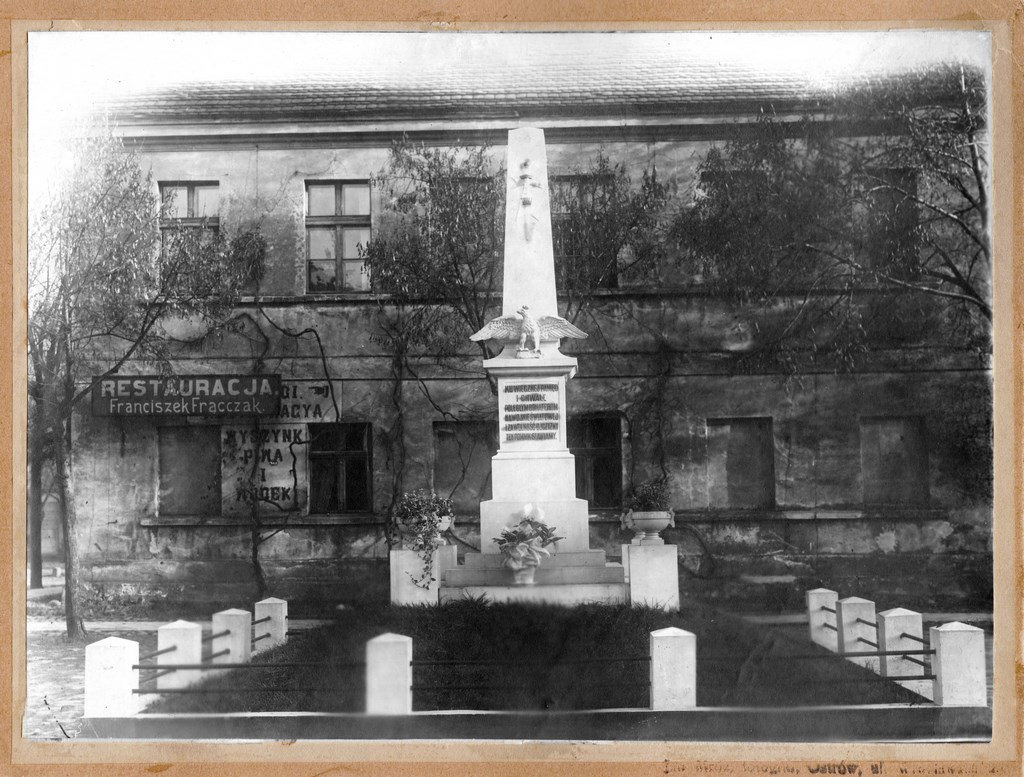 Historyczny pomnik na raszkowskim rynku