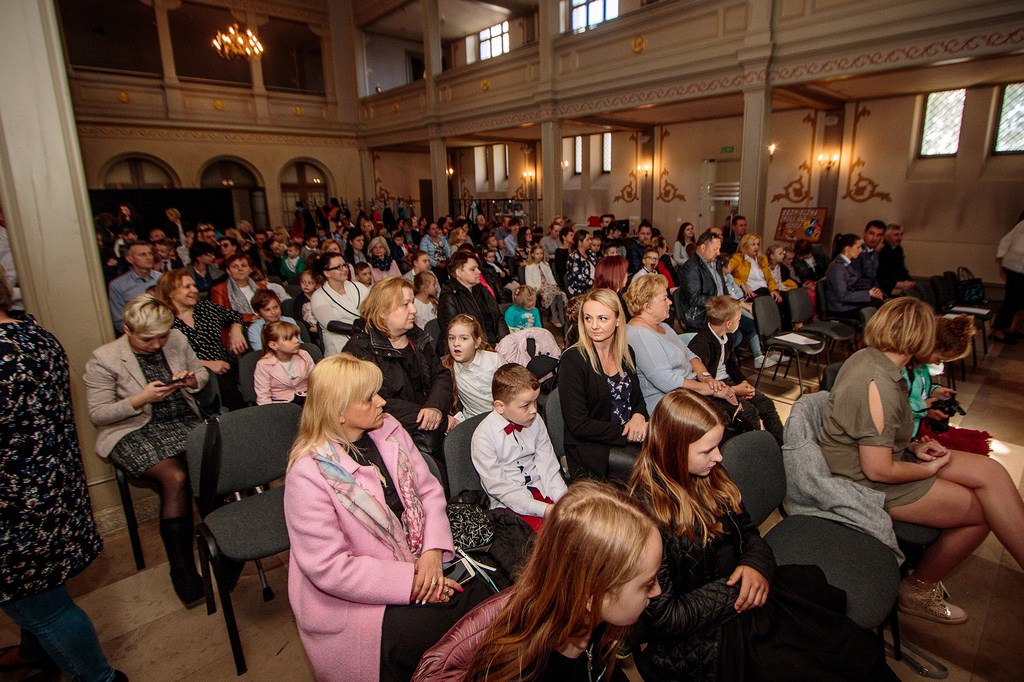 Ośmiu laureatów z gminy Raszków w konkursie ,,Bezpieczna droga do szkoły"