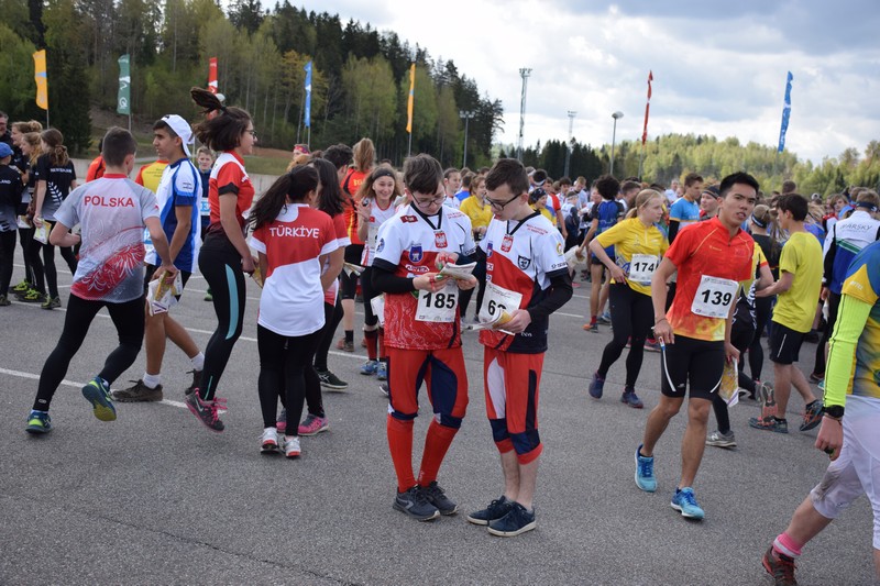 Uczniowie SP Raszków startowali w Mistrzostwach Świata w biegu na orientację