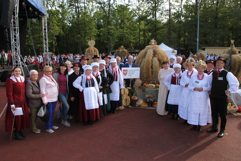 III miejsce dla grupy wieńcowej z Głogowy