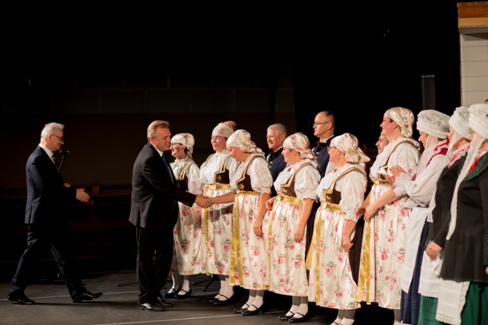 "Mięsopusty w głogowskiej karczmie". Koncert jubileuszowy z okazji 10- lecia Zespołu Tańca Ludowego Głogowianie.