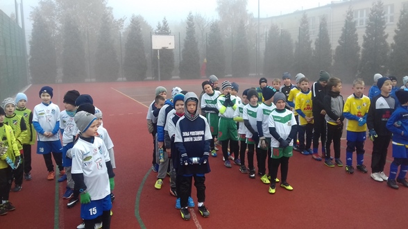 ,,Z podwórka na stadion o Puchar Tymbarku"- sukces uczniów z Radłowa