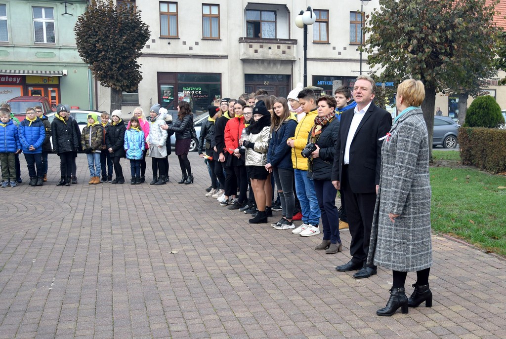 Uczniowie z Radłowa świętują Odzyskanie Niepodległości